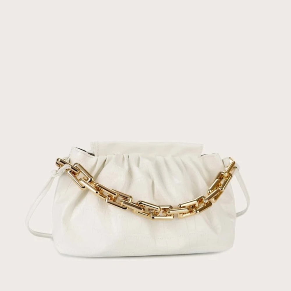 NEW‼️ Chain Handle Ruched Bag - Picture 2 of 4